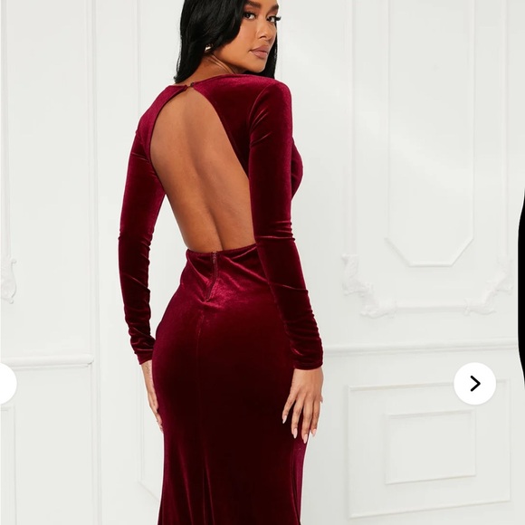 Long burgundy velvet high slit gown ❤️ - Picture 5 of 5